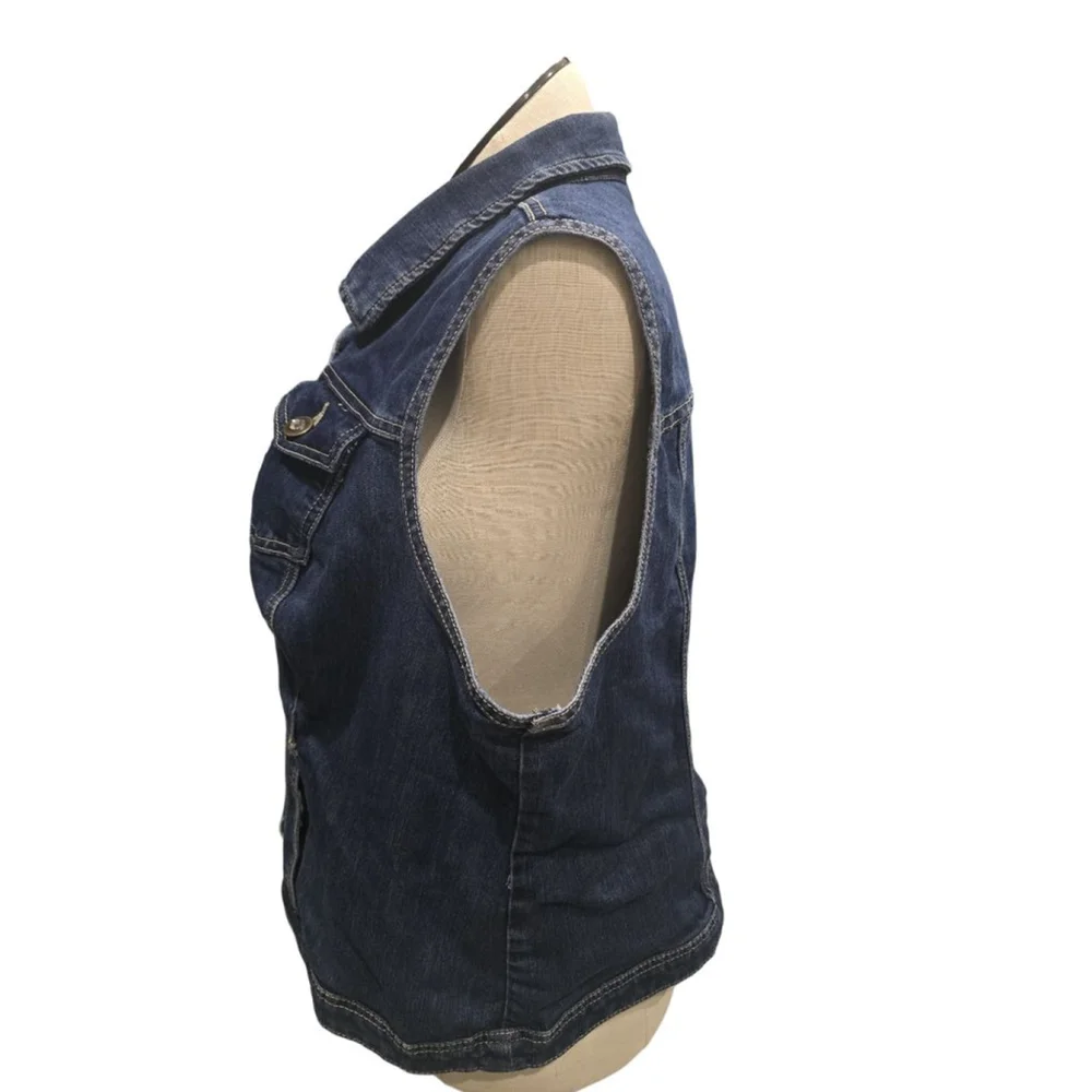 Women's CJ Banks Blue Denim Vest Plus Size 1X - Picture 2 of 6